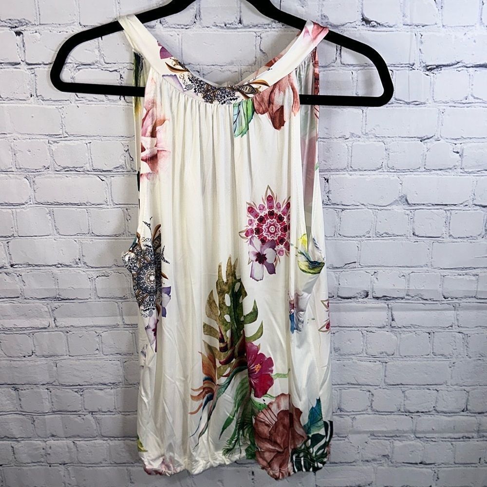 ✨ Zuiki Silky Tank Top - Size Medium - New With Tags